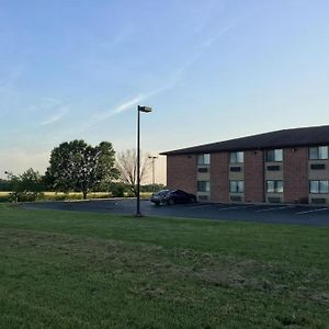 Capital O Amerihost Inn And Suites Mexico Hwy 54 Mo